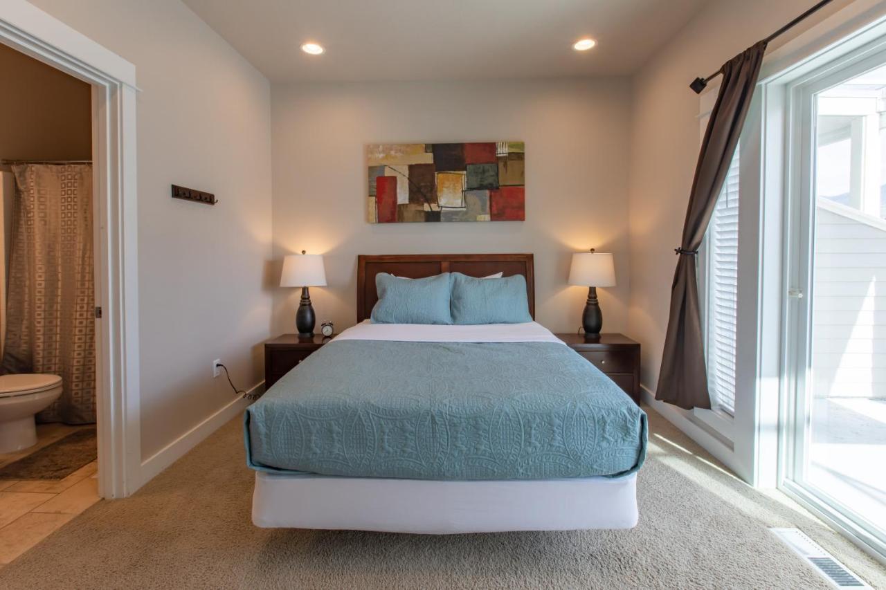 Rockaway Beach Vibes,Waterfront Oceanfront Rockaway Beach House Near Downtown,Wifi, Washer Dryer 外观 照片