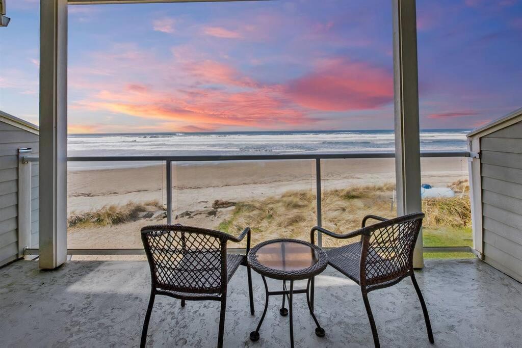 Rockaway Beach Vibes,Waterfront Oceanfront Rockaway Beach House Near Downtown,Wifi, Washer Dryer 外观 照片